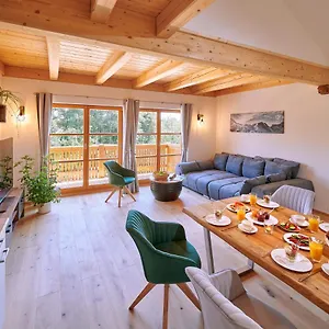 Zwischen Salzburg Und Burghausen Apartment